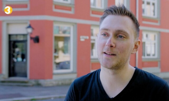 image: Sa han ville ha økonomisk hjelp. Meldte seg egentlig på for å få oppmerksomhet fra damer